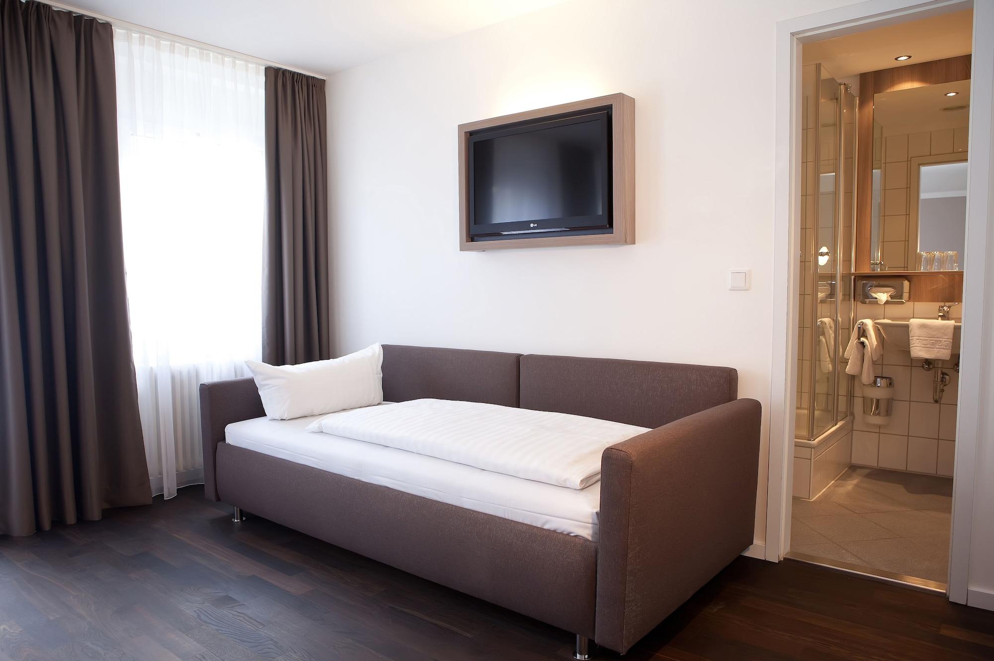 Manhattan Hotel Frankfurt am Main Kültér fotó