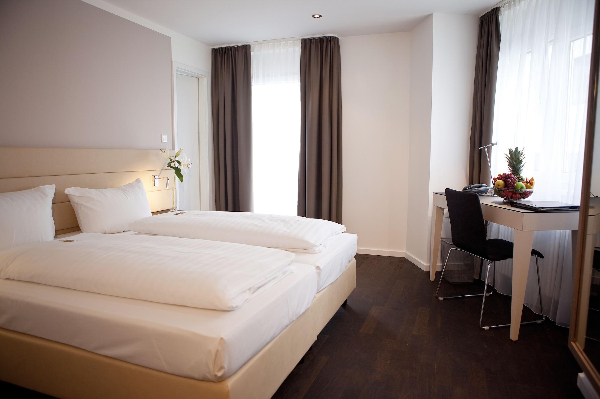 Manhattan Hotel Frankfurt am Main Kültér fotó