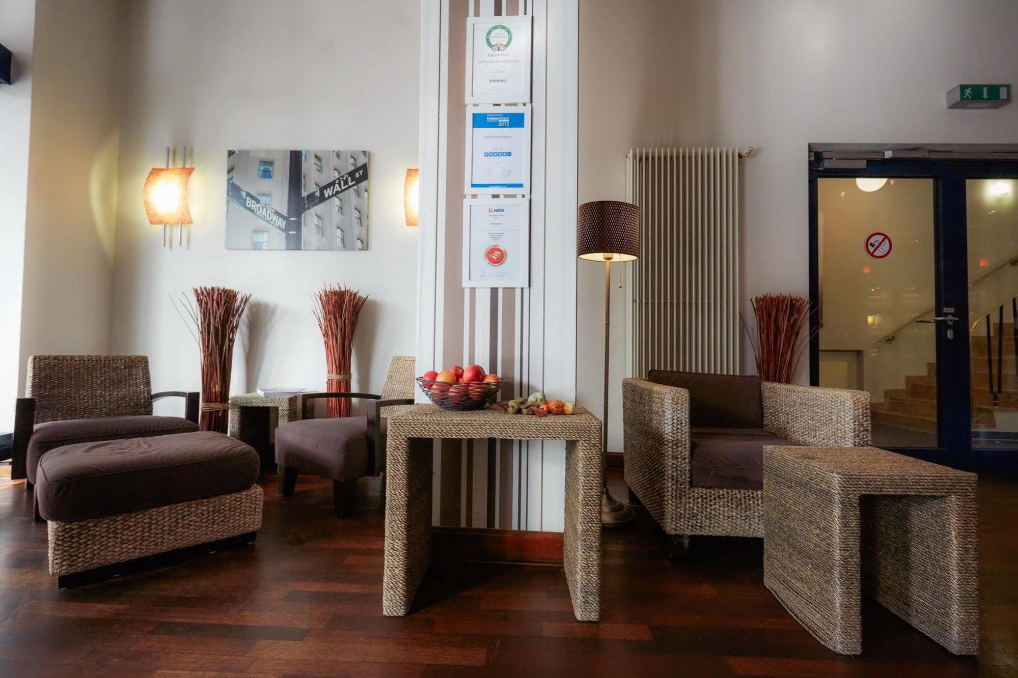 Manhattan Hotel Frankfurt am Main Kültér fotó