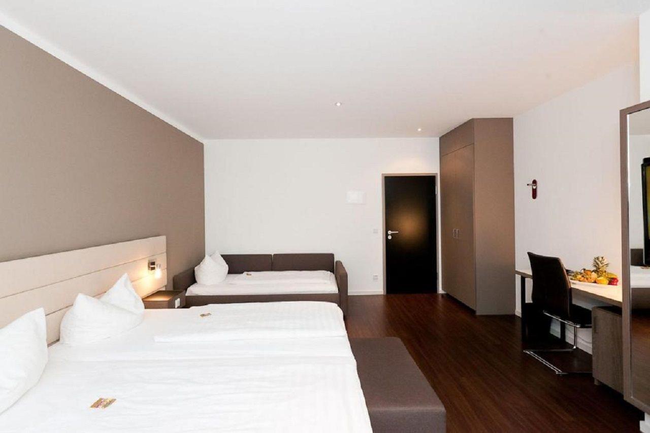 Manhattan Hotel Frankfurt am Main Kültér fotó