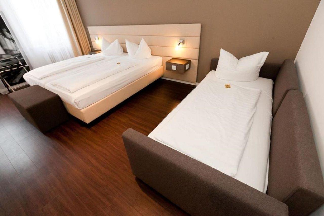 Manhattan Hotel Frankfurt am Main Kültér fotó